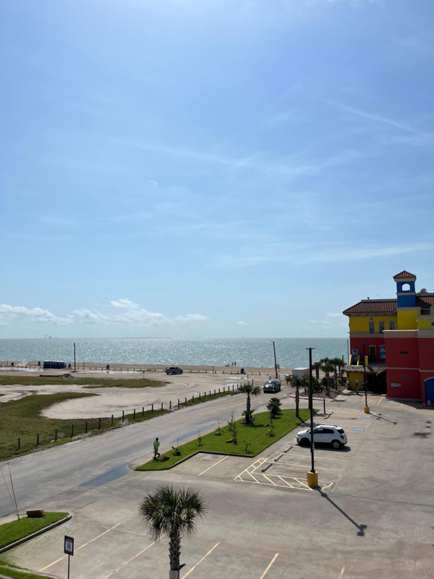 Hotel Deville Corpus Christi Exterior photo