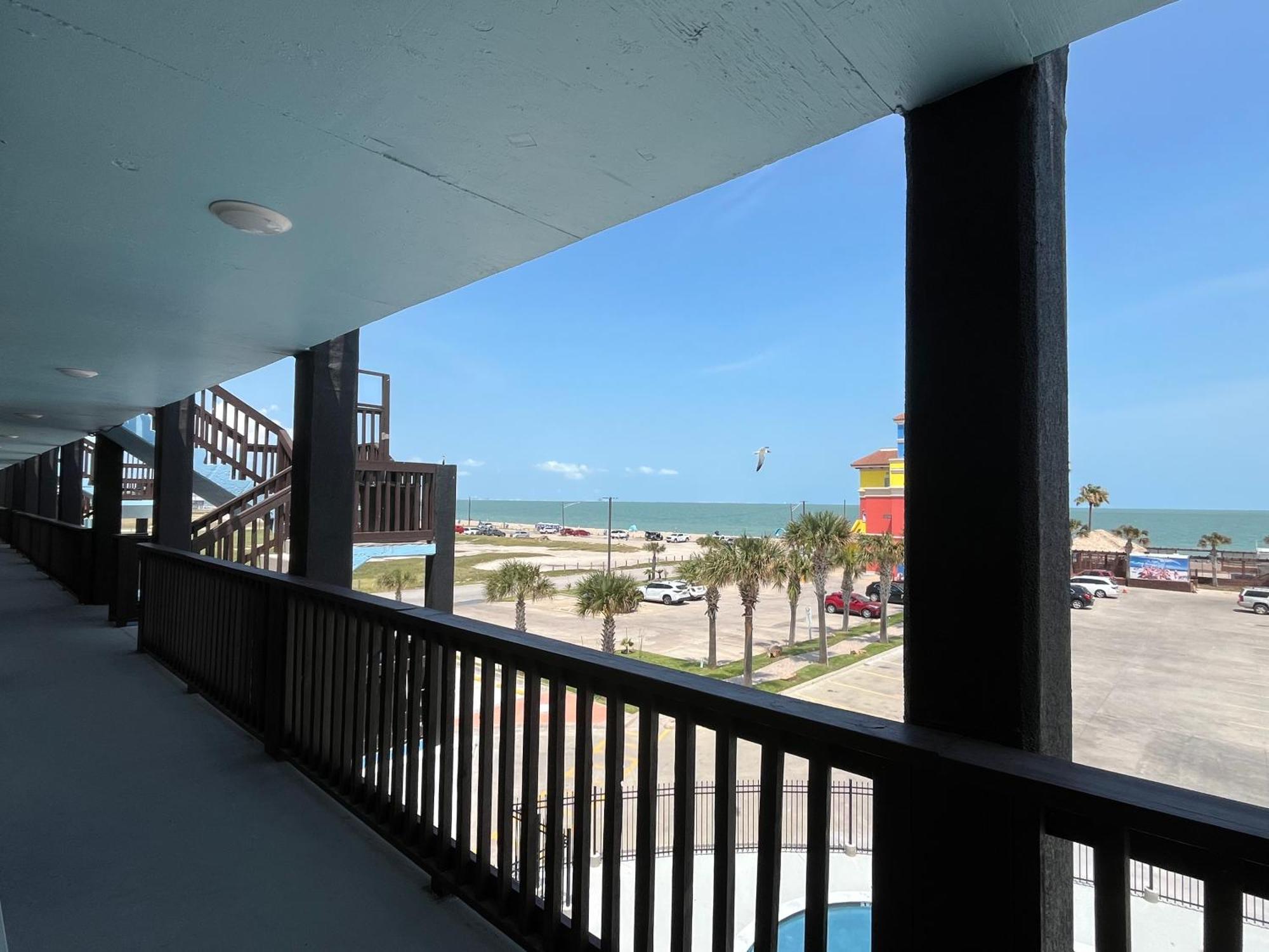 Hotel Deville Corpus Christi Exterior photo